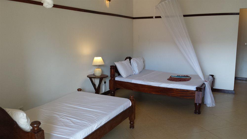 Baobab Beach Resort Нунгви Экстерьер фото