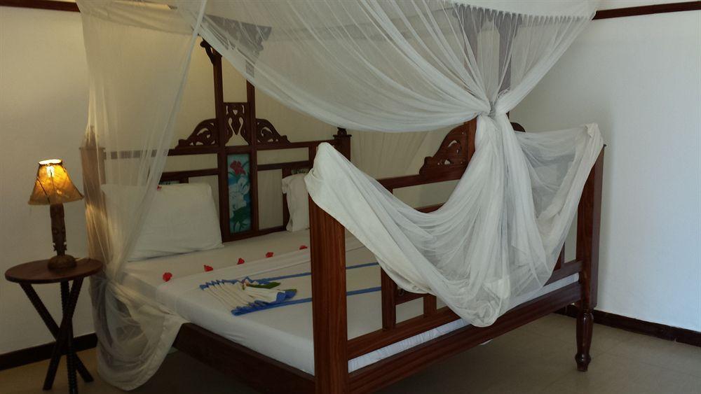 Baobab Beach Resort Нунгви Экстерьер фото